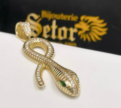 Pendentif en forme de serpent