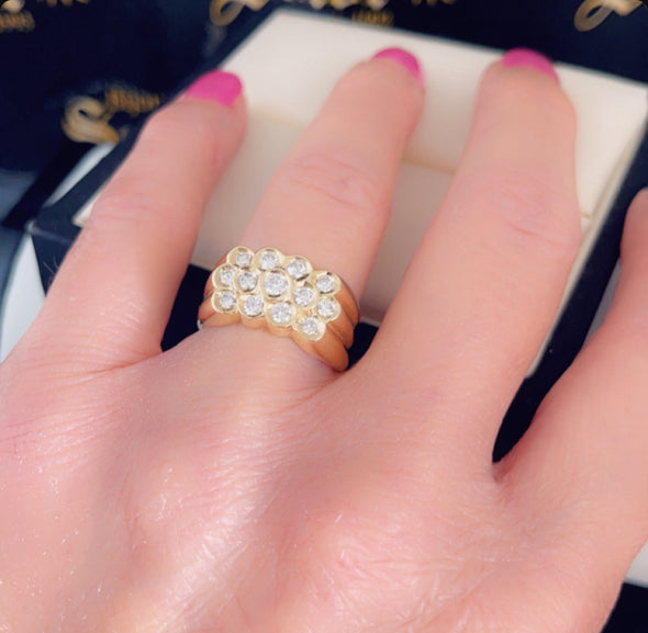 Betsy diamond ring