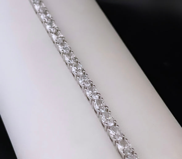 Diamond tennis bracelet